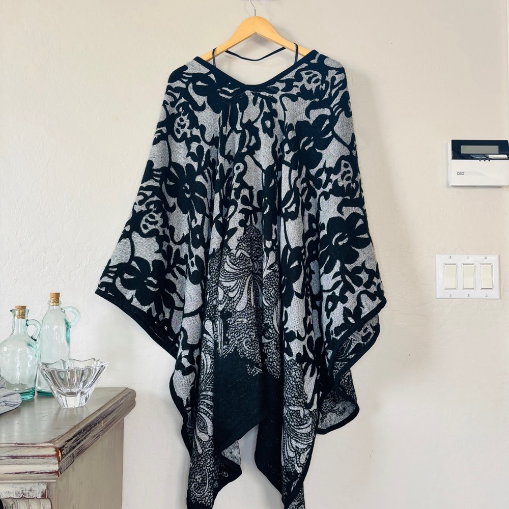 Women's Marc New York cape, One Size, Black and Grey - Picture 4 of 7
